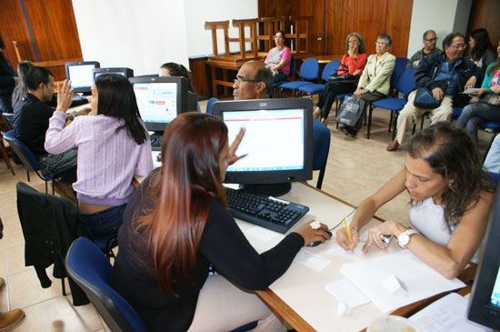 Fotoleyenda: Personal universitario calificado realiza jornadas de variación ARI y se espera beneficie a muchos trabajadores. (Foto: RDF)